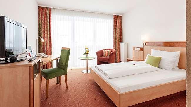 Hotel Zeller'S Quartier Königsbrunn Habitación foto