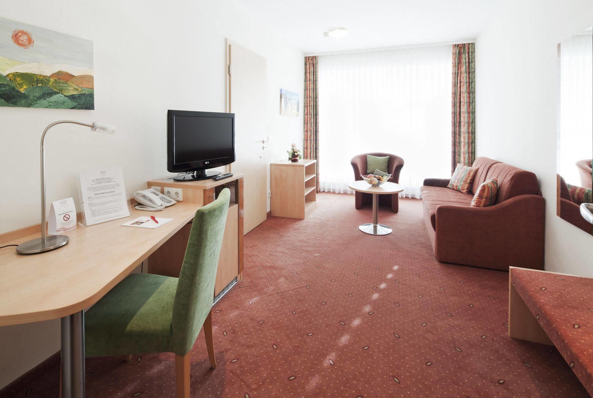 Hotel Zeller'S Quartier Königsbrunn Habitación foto