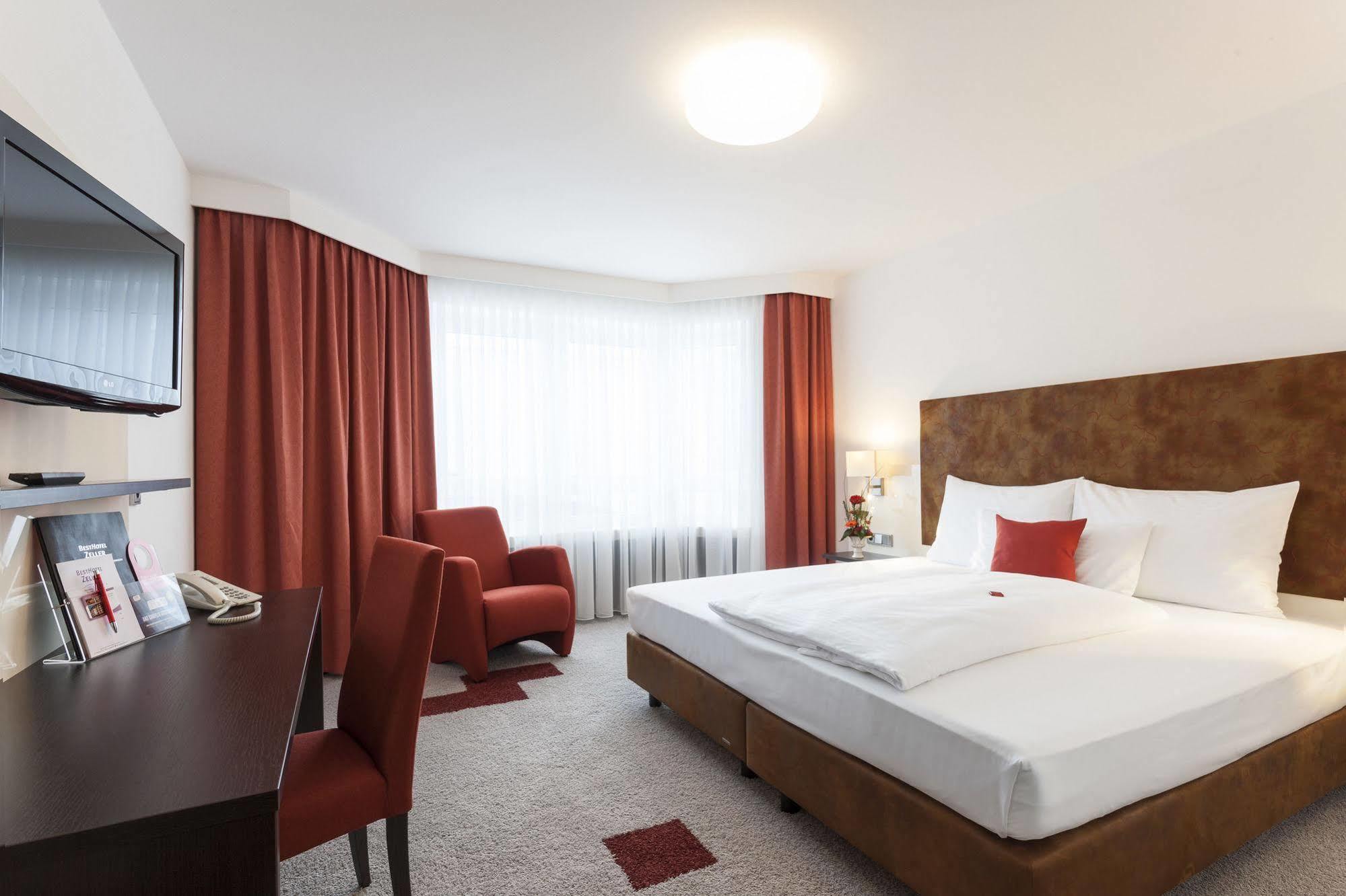 Hotel Zeller'S Quartier Königsbrunn Exterior foto